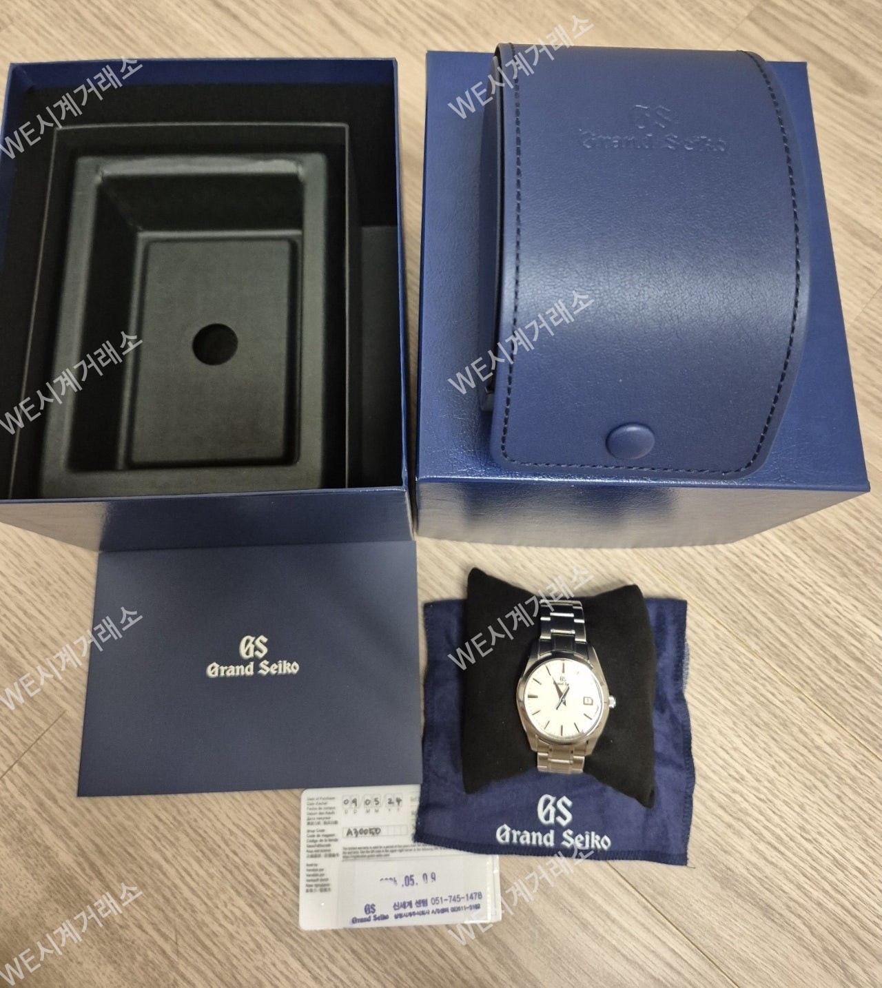 그랜드세이코(그세) 눈송이 쿼츠 / SBGX355