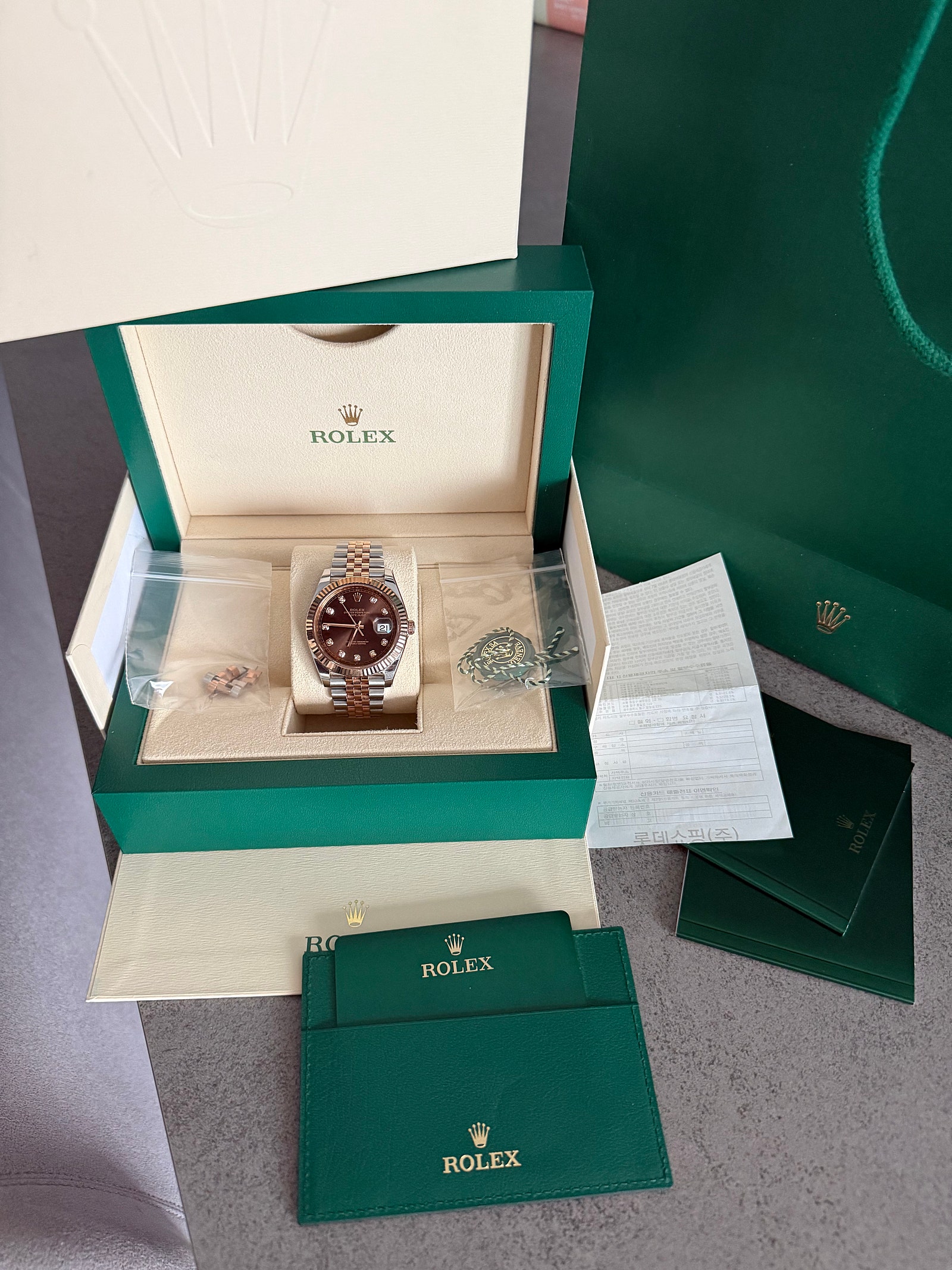 Datejust 41 측면