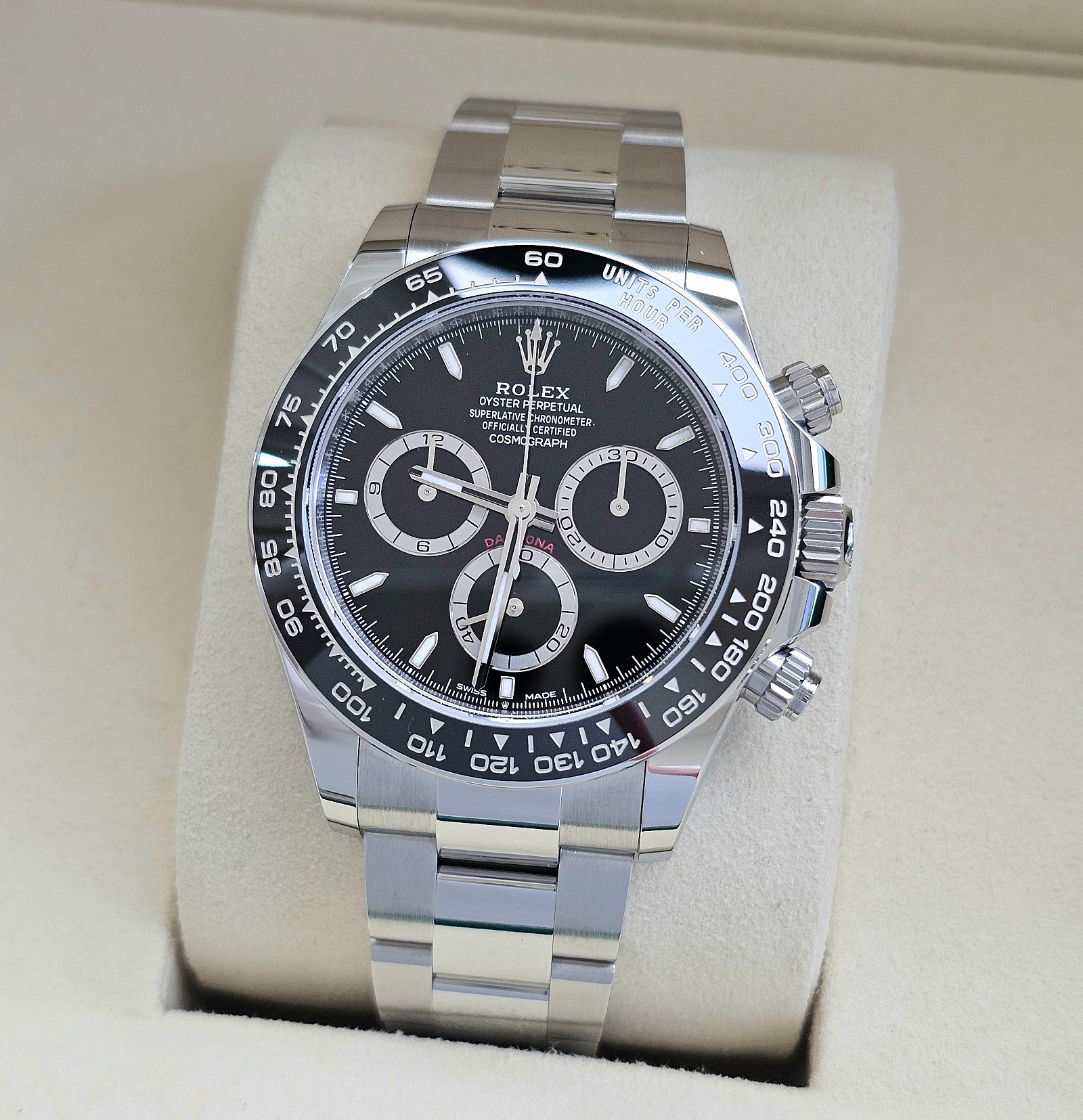 Cosmograph Daytona 측면